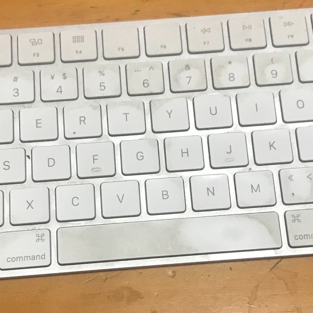 Apple keyboard